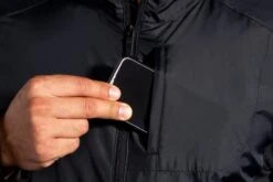 Brooks Men's Fusion Hybrid Jacket (211299) -Hoka Store 211299 001 D1 Fusion Hybrid Jacket